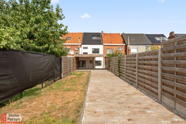 Huis te koop / Schaffen