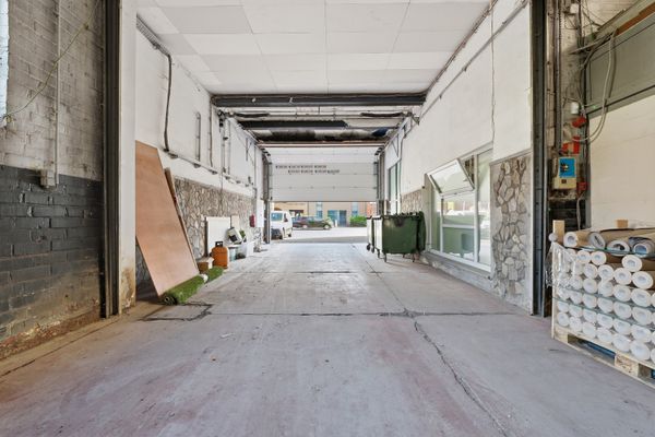 Industrieel te koop / Tongeren