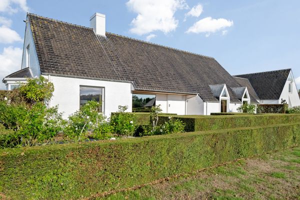 Villa
                            te koop in Ruiselede