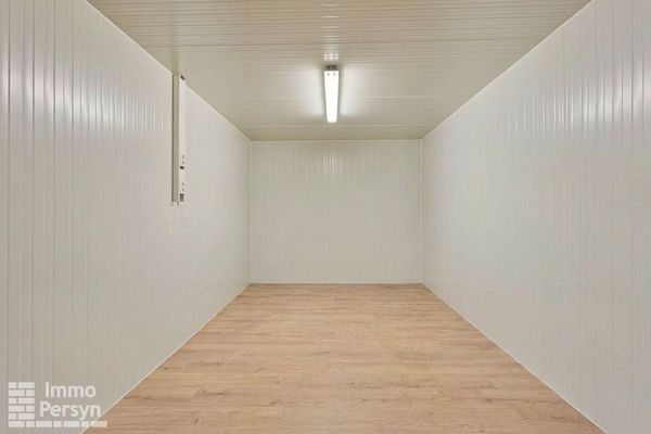 Commercieel te koop / Messelbroek