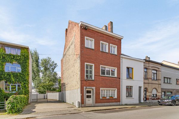estate img
