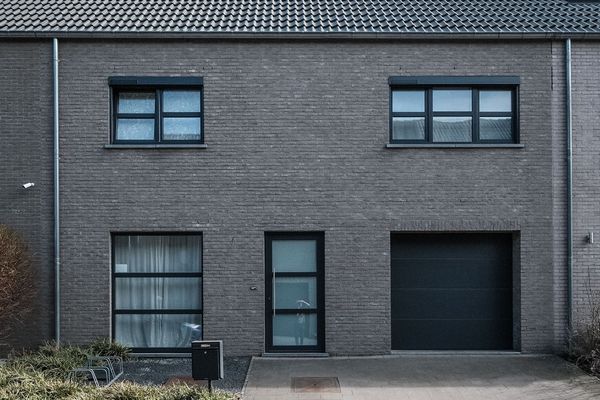 Estate main image