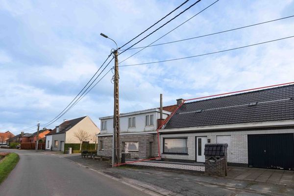 Huis
                                verkocht
                                in Deerlijk