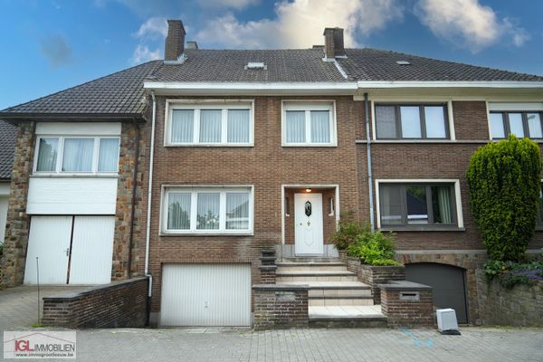 Estate main image