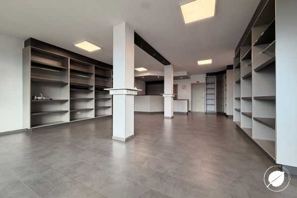 Commercieel te koop / Houthalen