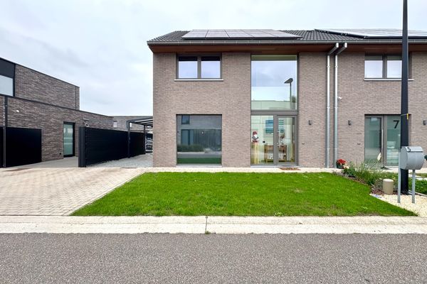 Huis
                            verkocht in Sint-Eloois-Vijve