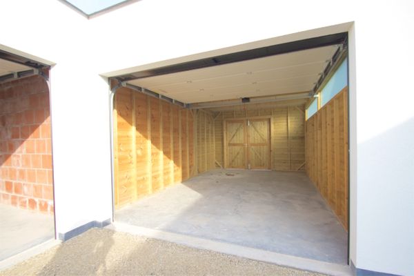 estate img