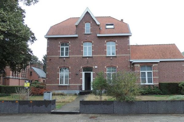 Commercieel verhuurd / Paal