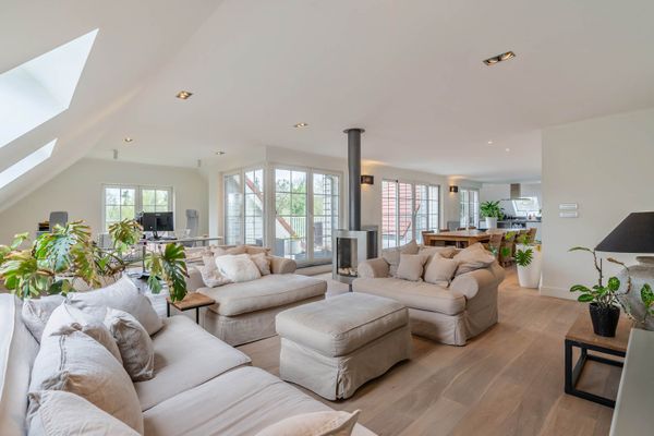 Estate main image