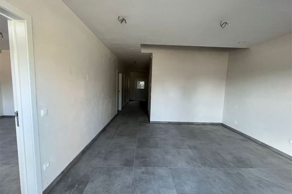 Commercieel verhuurd / Paal