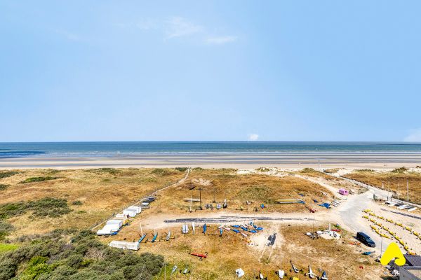 Studio met slaaphoek
                                te koop in De Panne
