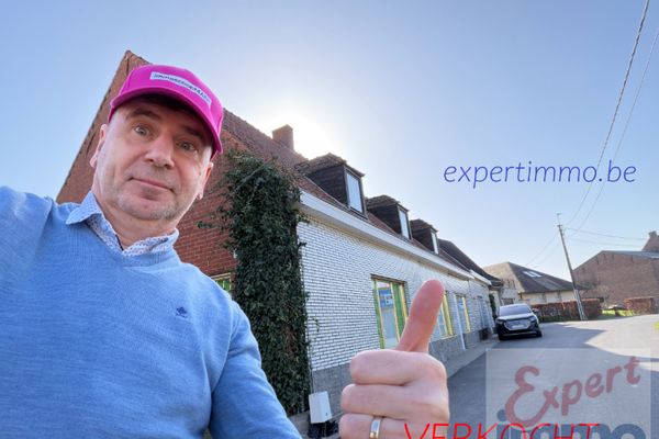 Driegevel woning
                            verkocht in Hulste