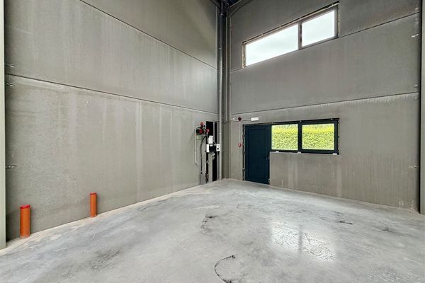 Commercieel te koop / Eeklo