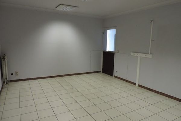 Commercieel verhuurd / Paal