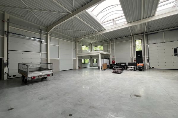 Industrieel te koop / Genk