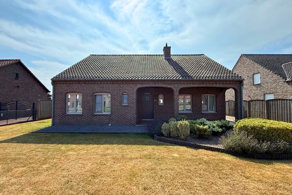 Huis
                            te koop in Rotem
