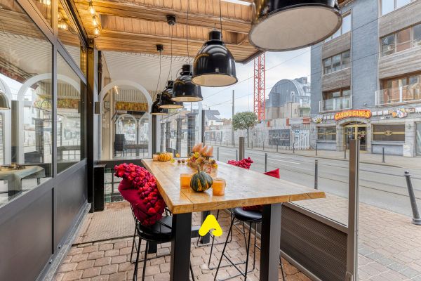 Commercial a vendre / La Panne