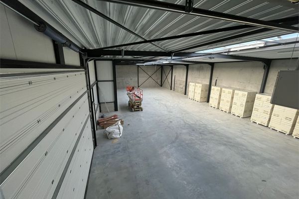 Commercieel verhuurd / Paal