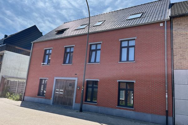 Estate main image