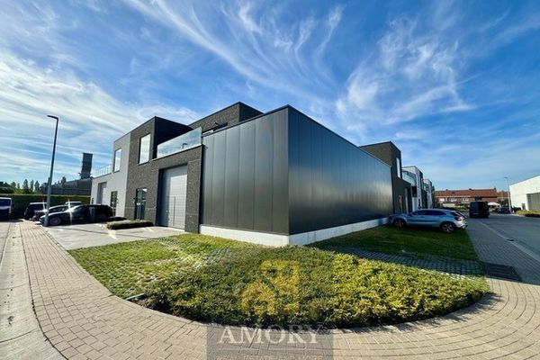 Industrieel
                                verkocht
                                in Wielsbeke