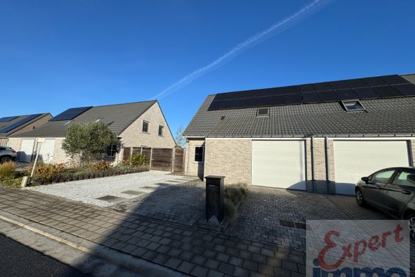 Driegevel woning
                            verkocht in Zwevegem