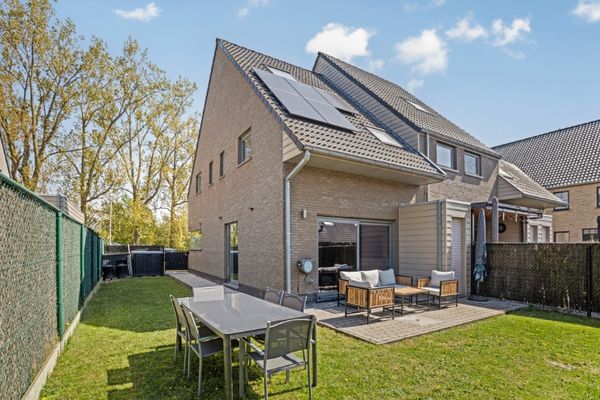 Huis
                                te koop
                                in Roeselare