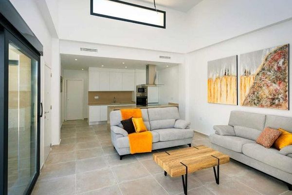 Huis te koop / Daya Nueva