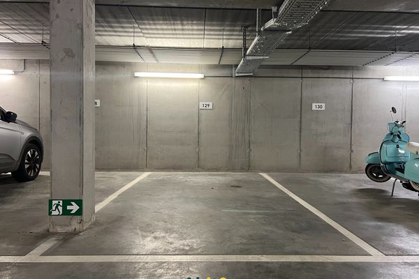 Garage
                                for sale
                                in Gent