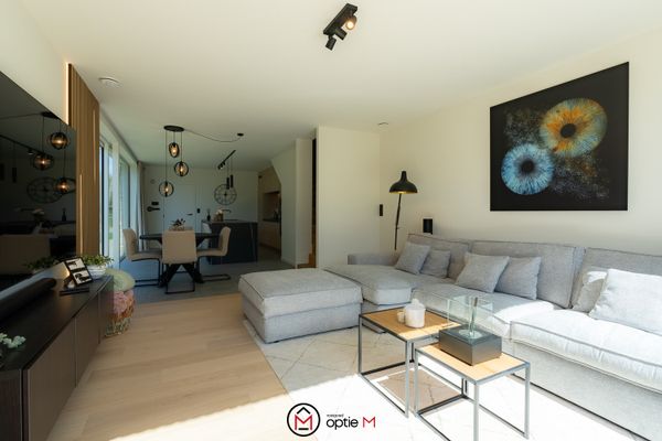 Estate main image