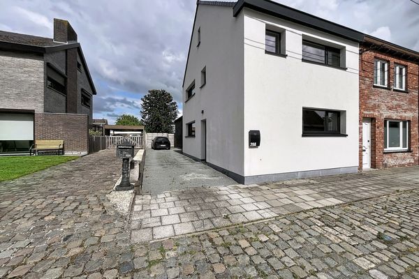 Huis
                                verhuurd
                                in Maldegem