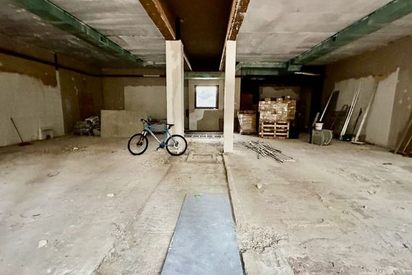 Commercieel te koop / Sint-Truiden