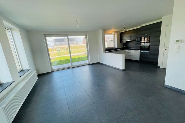 Eengezinswoning
                                te koop in Waardamme