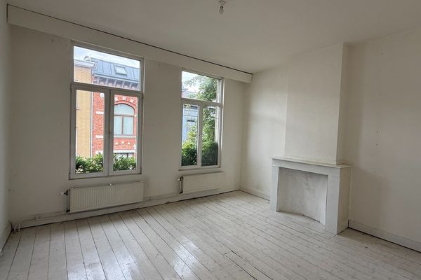 Estate main image