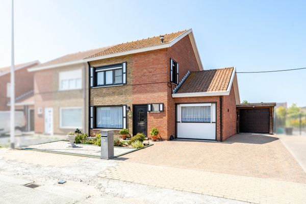 Huis
                                te koop
                                in Kortemark