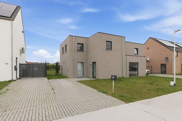 Huis
                            te koop in Bilzen-Hoeselt