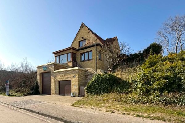 Huis
                                te koop
                                in Oostduinkerke