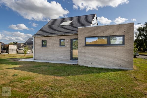 Huis
                                verhuurd
                                in Zwalm