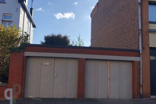 Garage
                            te huur in Zottegem