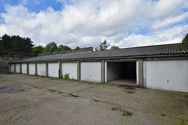 Garage te huur in Eeklo