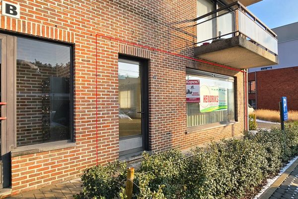 Commercieel
                                te koop
                                in Lummen