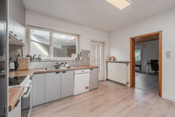Commercieel te koop / Asper