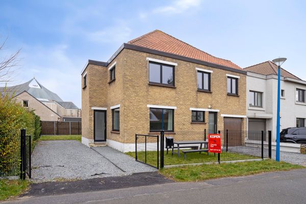 Huis
                                te koop
                                in Koksijde