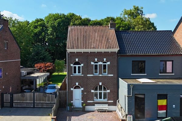 Huis
                            te koop in Leut