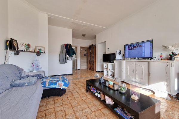 Appartement
                                a vendre
                                in Jemeppe-sur-Sambre