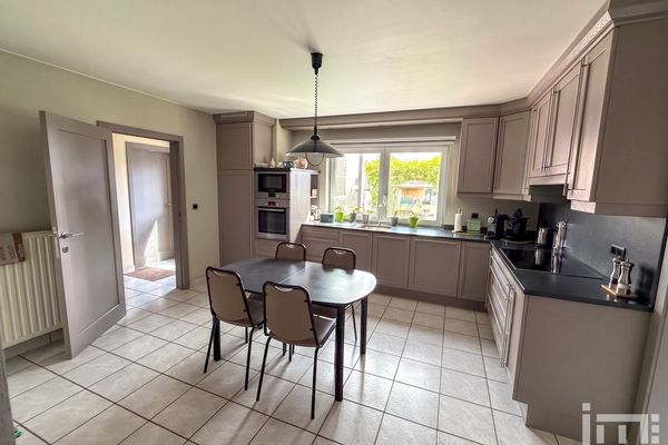 Huis te koop / Stokrooie