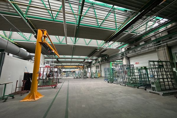 Industrieel te koop / Hasselt