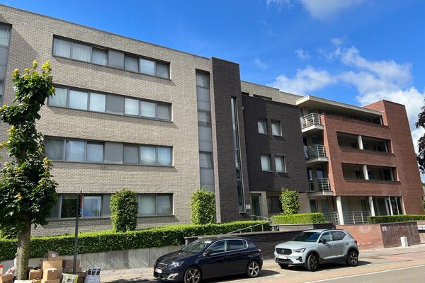 Estate main image