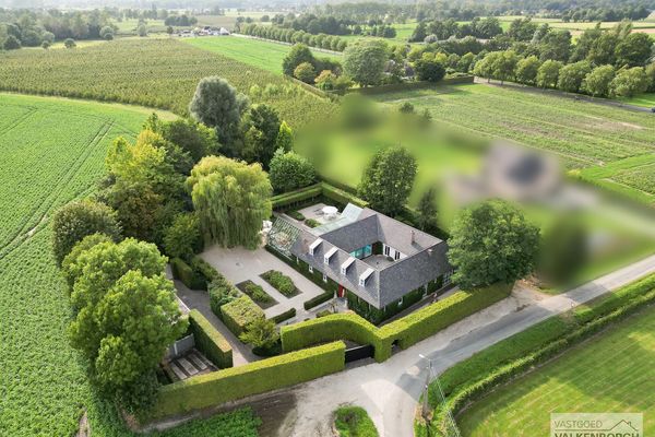 Hoeve
                                te koop in Hasselt