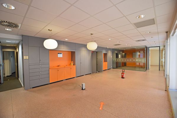 Commercieel te huur in Zomergem