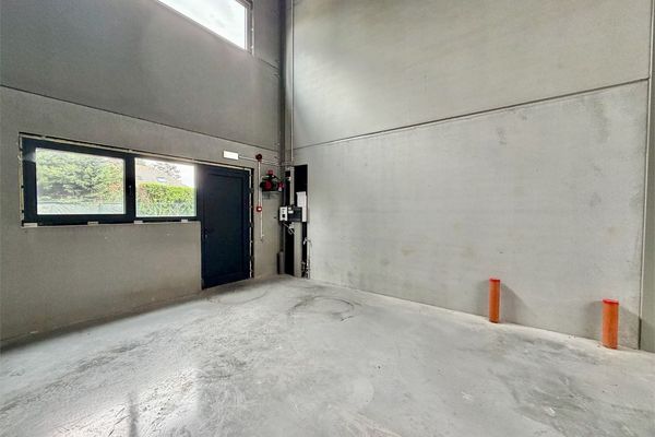 Commercieel te koop / Eeklo